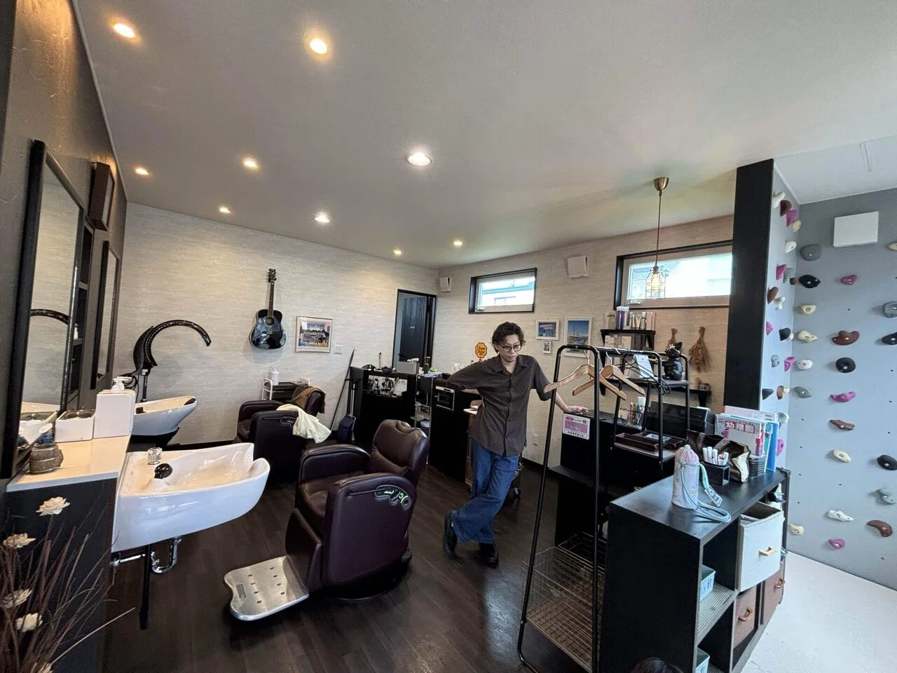 札幌から北へ220km】美深町の小洒落たhair salonで髪を切る