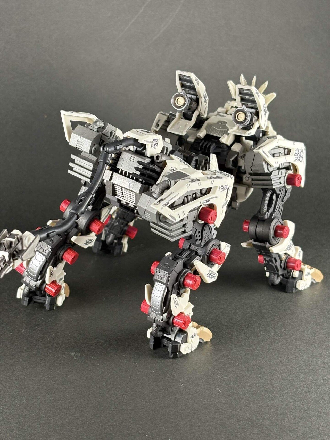 コトブキヤ HMM ゾイド ライガーゼロ 塗装済み完成品 コトブキヤ HMM ゾイド ライガーゼロ 塗装済み完成品 - メルカリ