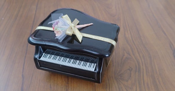 ★坂本龍一 × ヴィトン★コラボアート★ピアノ鍵盤デザイン★ ☆坂本龍一 × ヴィトン☆限定コラボアート☆ピアノ鍵盤デザイン