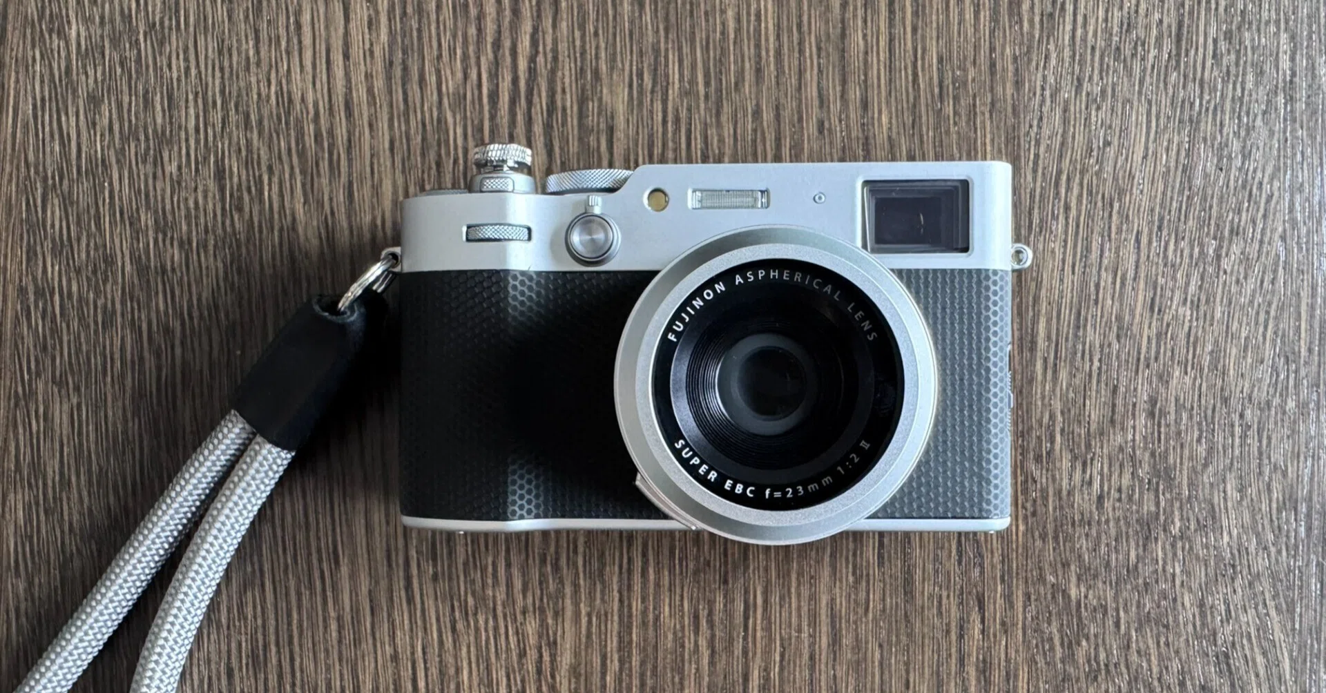 X100VIを迎えた話 - お散歩カメラ復活｜りおさん