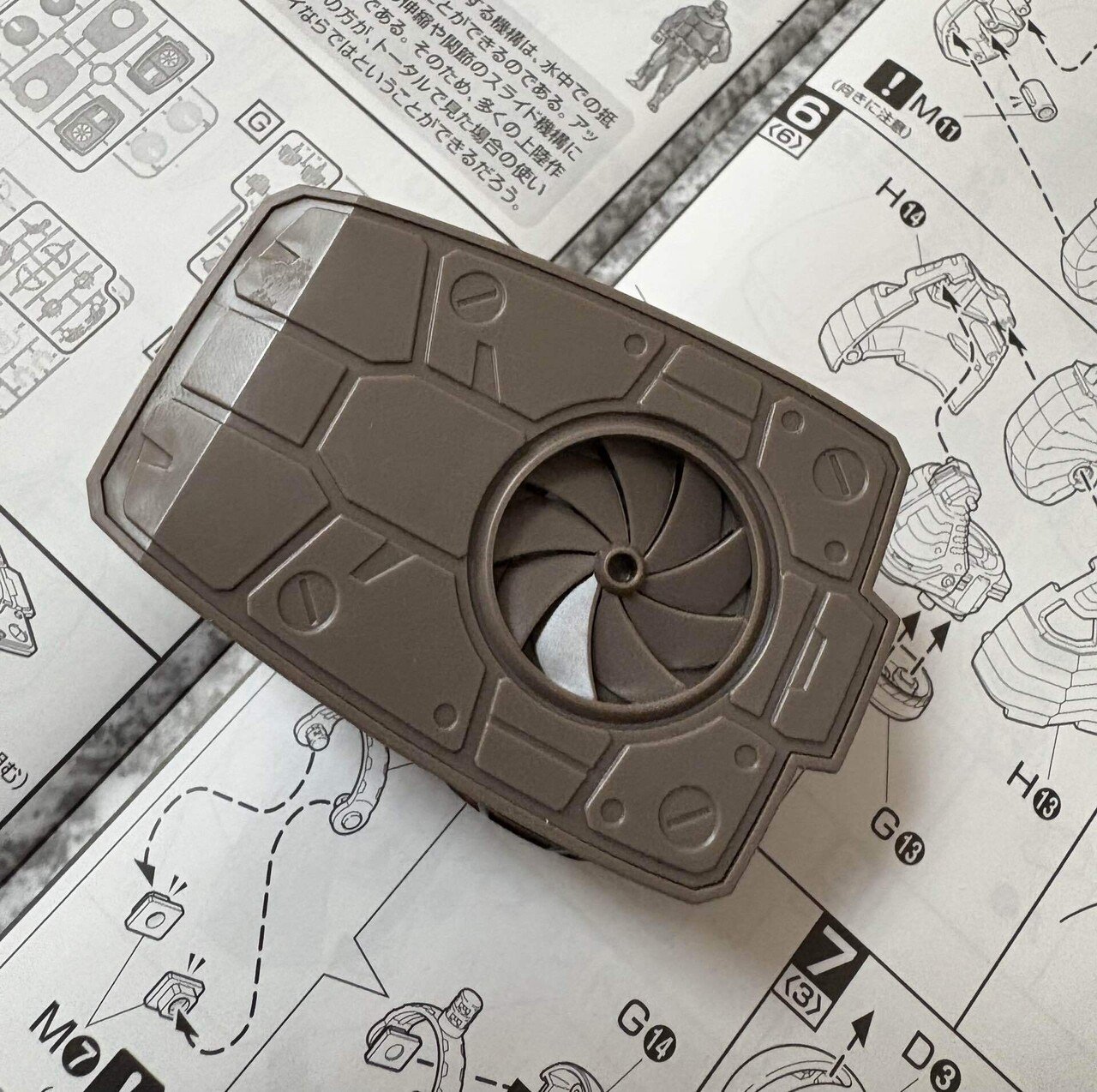 積みプラ崩し MGアッガイをパチ組みする‼️｜自由なダム・ガン