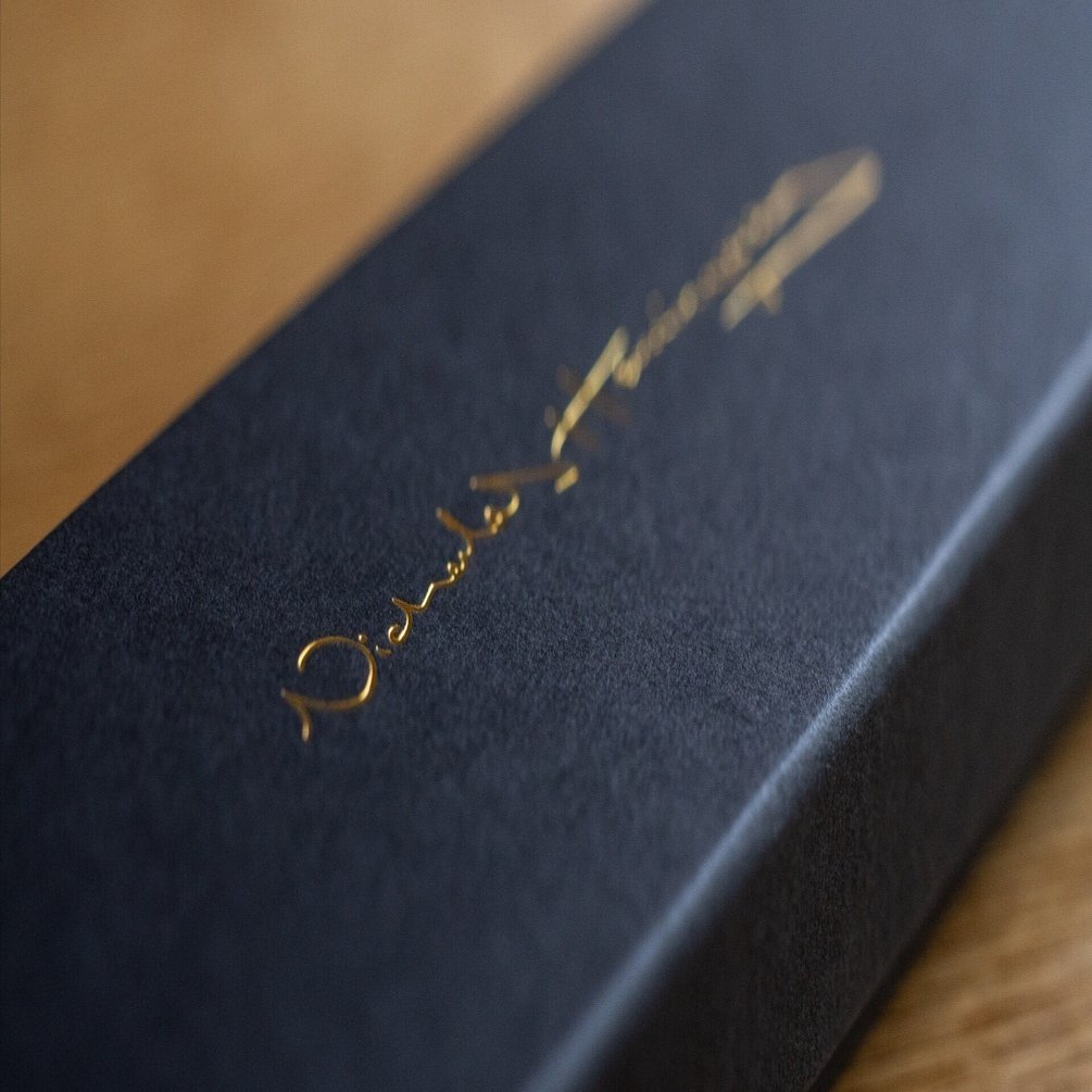 Nicholas Hemingway(ニコラス ヘミングウェイ)/ Bloodwood and Brass