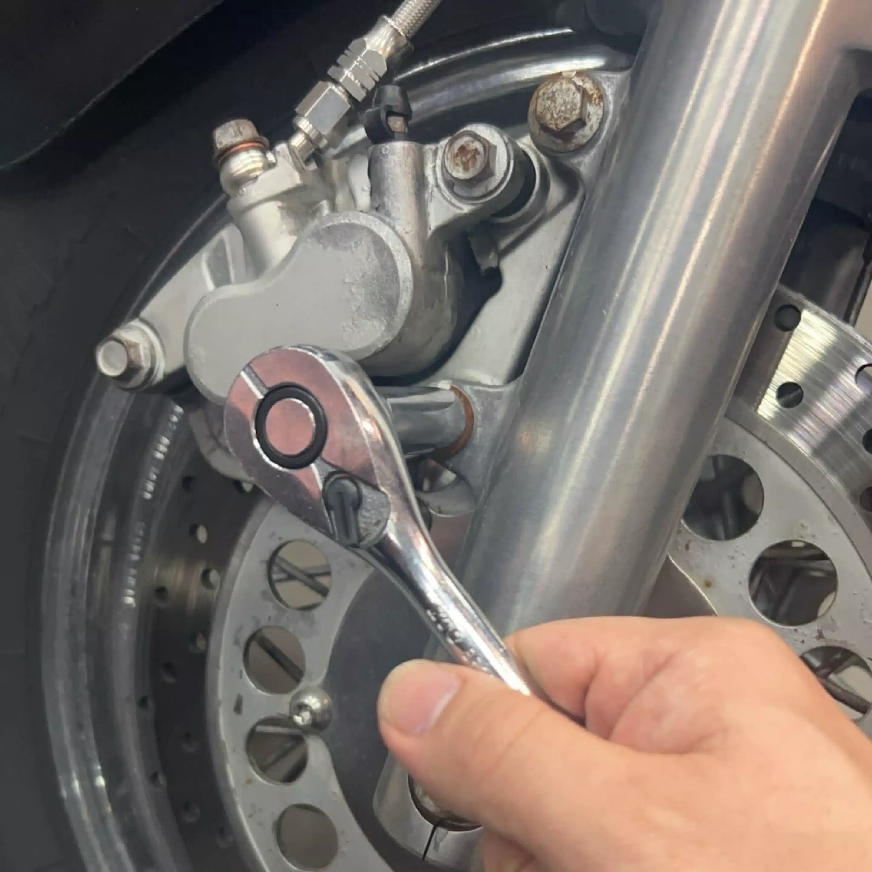 バイク日和と整備日誌｜ポロシャツ整備士