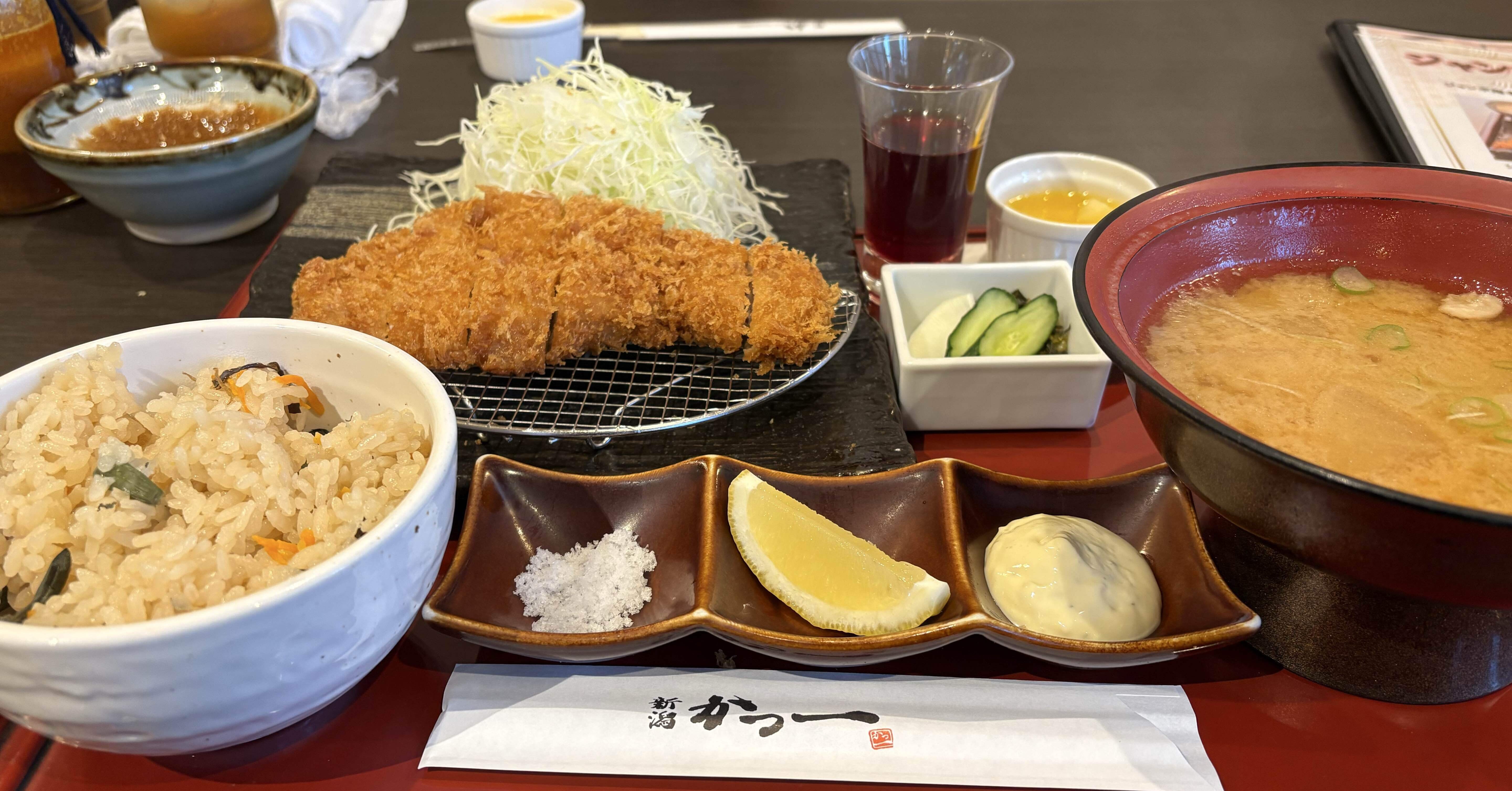 とんかつ様 酒と豚 つかさ - 上総一ノ宮/とんかつ | 食べログ