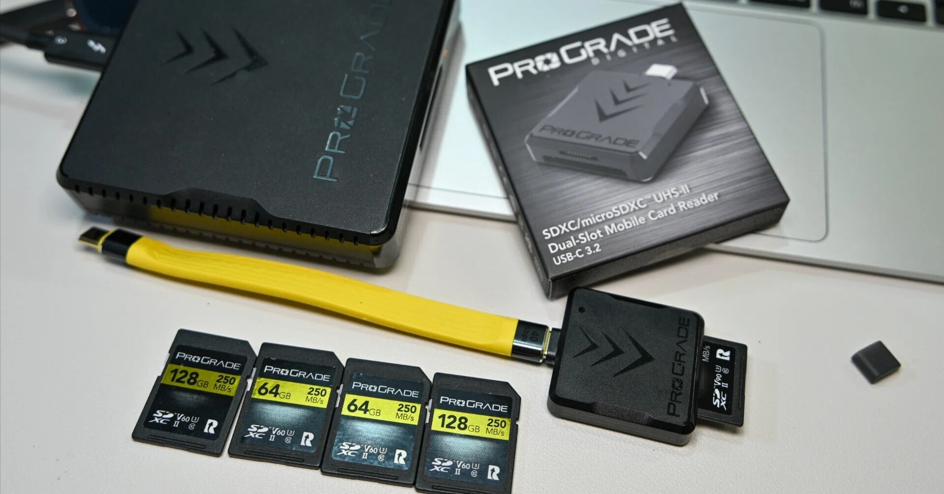 ProGrade SDカード256GB、128GB、PG08 カードリーダー レビュー】プログレードのSDカードリーダーを買ってカードの寿命を測っ