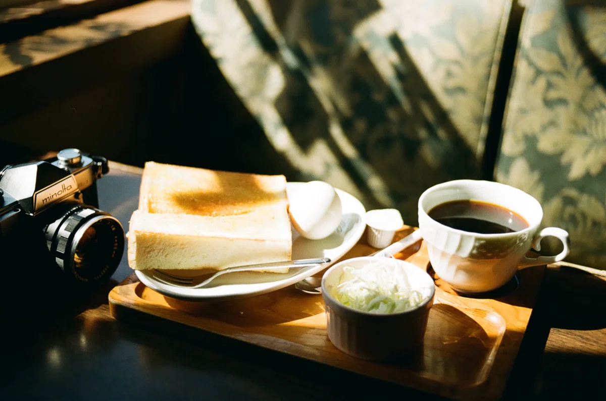 身につけて街に出かけたくなるパンケーキレンズ｜SMC PENTAX-M 40mm F2