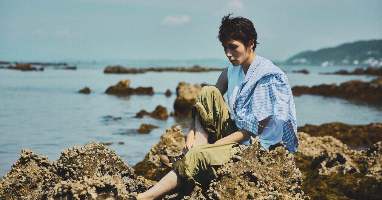 夜の浜辺でひとり [DVD] 監督 ホン・サンス 出演 キム・ミニ 韓国映画 夜の浜辺でひとり : 作品情報・キャスト・あらすじ・動画 - 映画.com