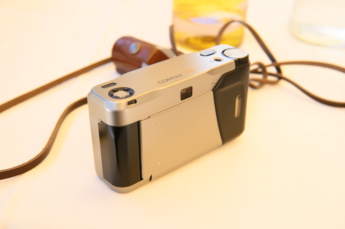 CONTAX T2 動作問題なし コンパクトカメラの完成形 コンタックスT2使ってみました【作例