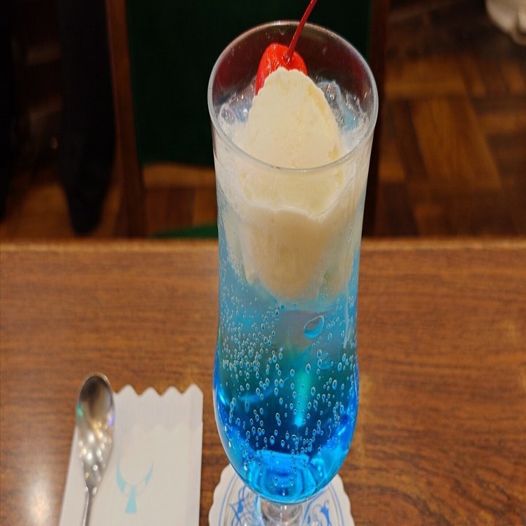 クリームソーダの魅力｜ETAPON