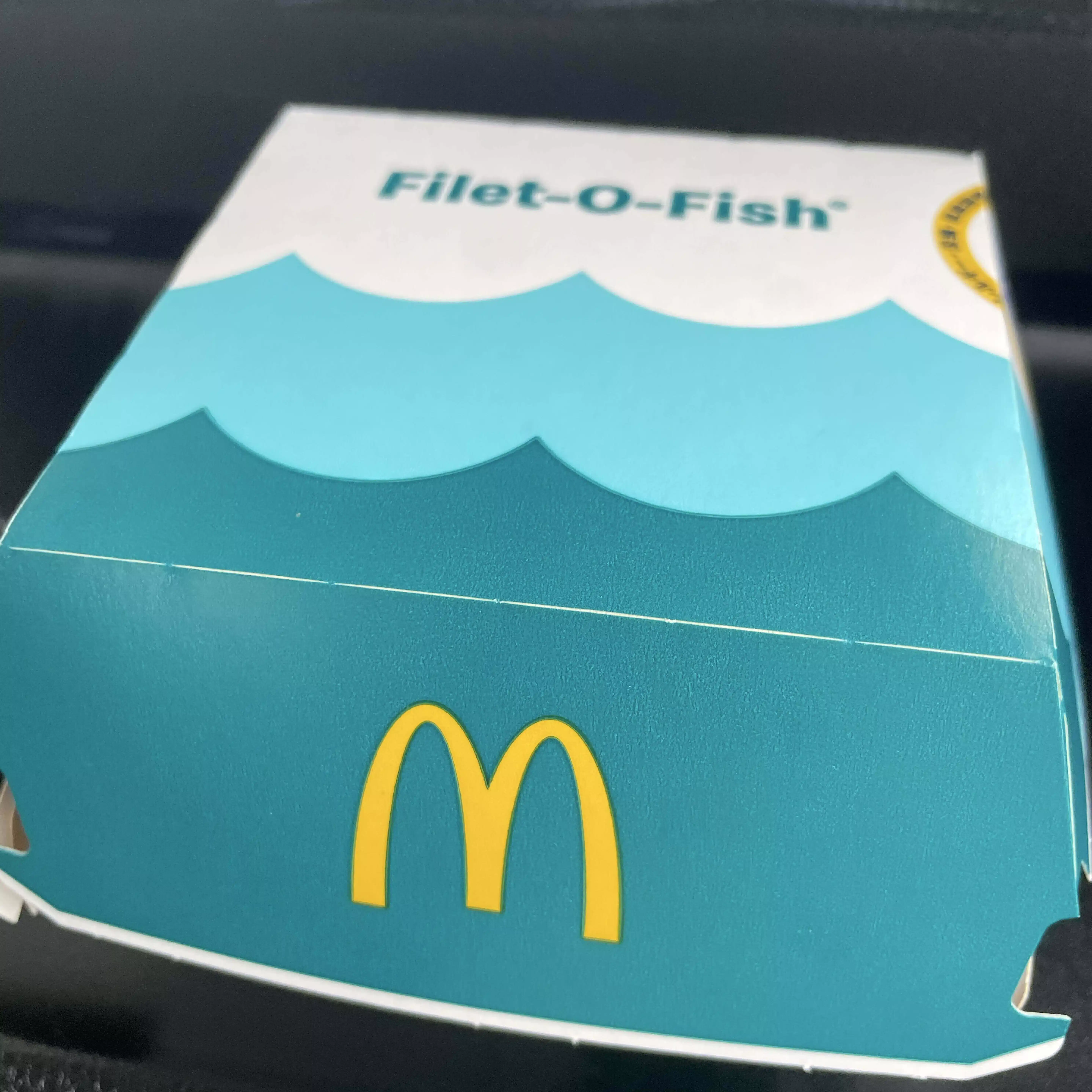 フィレオフィッシュ食べ美