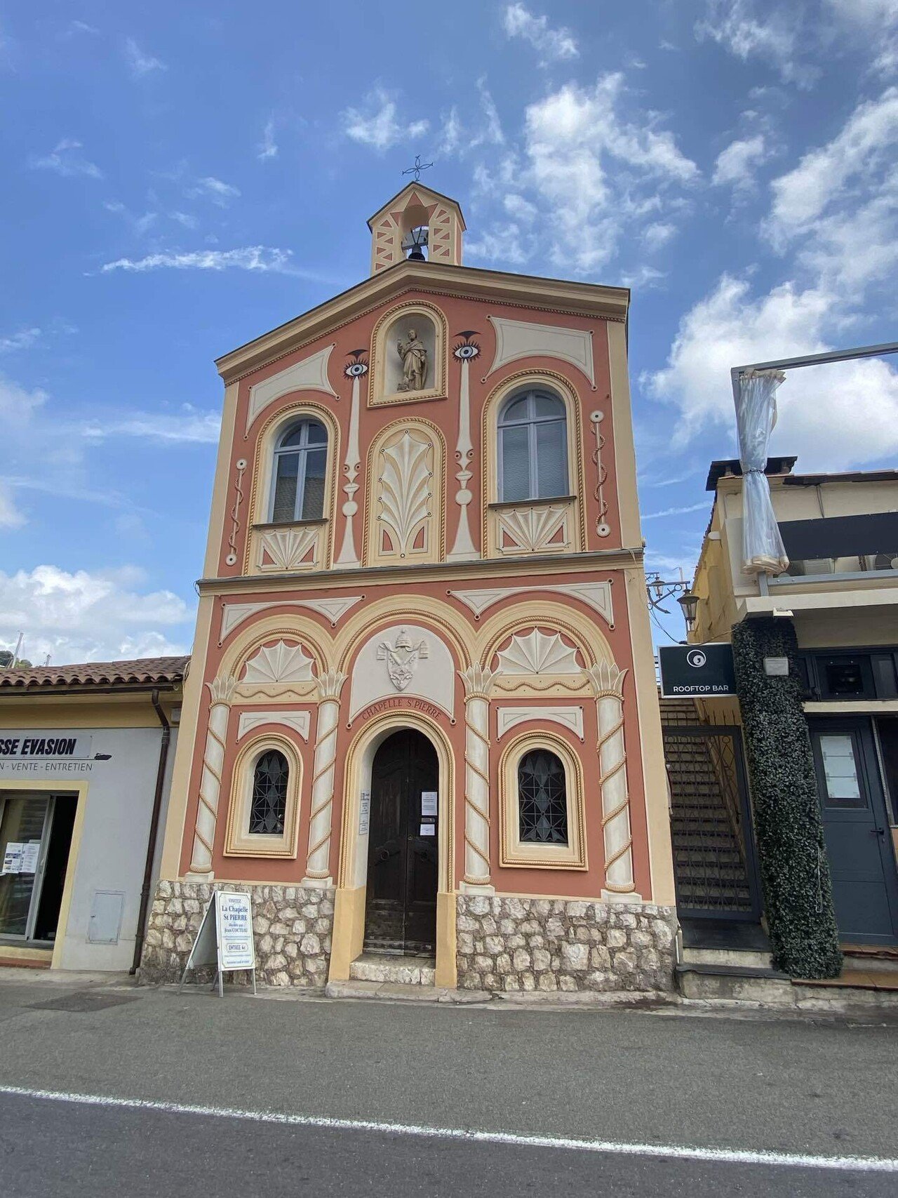 ニース・ヴィル駅からコクトーの教会へ🛕｜アラカンとZのアート旅🖼️