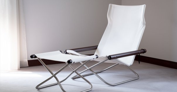 最小の椅子 ｜ジョンという名の椅子（内田繁のCHAIR展）｜黒川