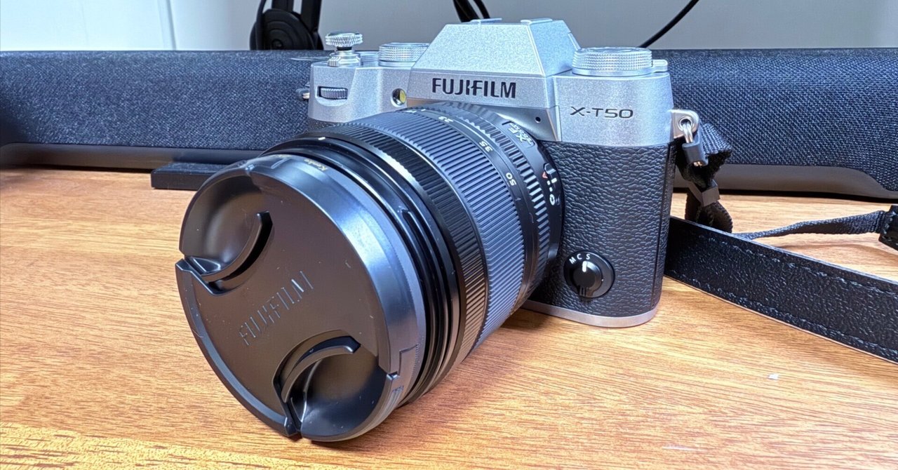 【値下げ可】Fujifilm X-T50 、レンズ2本、他おまけ付き 小さなボディのFUJIFILM X-T50に、小さな2本のTTArtisan AF