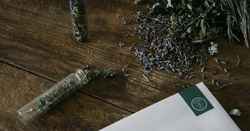 イギリス人は大麻を吸うか Jarratt Hall Life Note イギリス人は大麻を吸うか Jarratt Hall Life Note