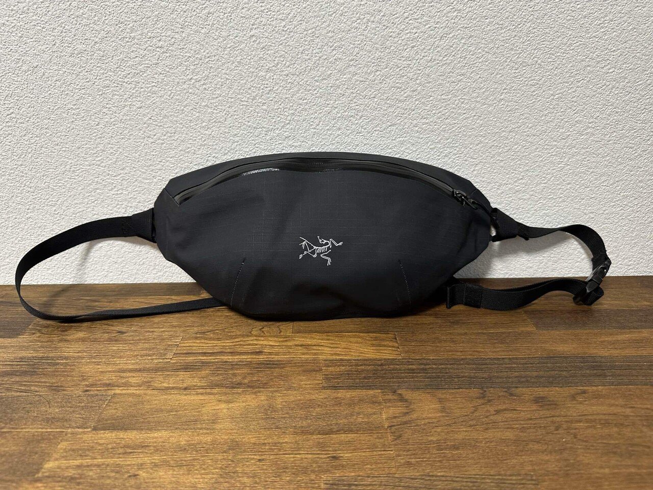 グランヴィル クロスボディバッグARC'TERYX グランヴィル クロスボディ バッグ – アークテリクス公式