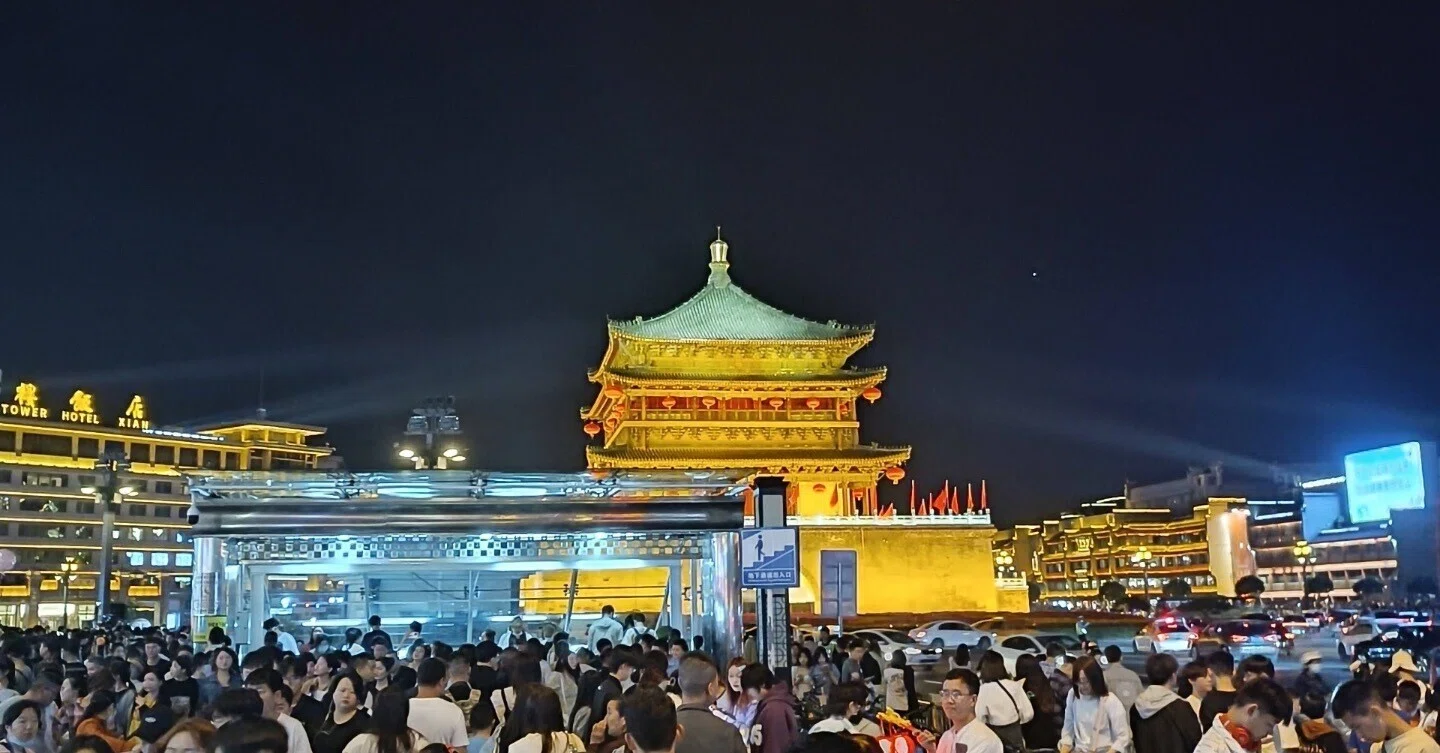 ゼロコロナの鬱憤を晴らす！中国の連休に西安で人混み体験｜ニライカナイ