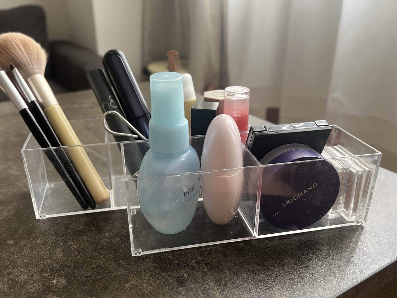 ミニマリスト】常にベスコスだけ！断捨離＆選び方のルール｜May 🐼