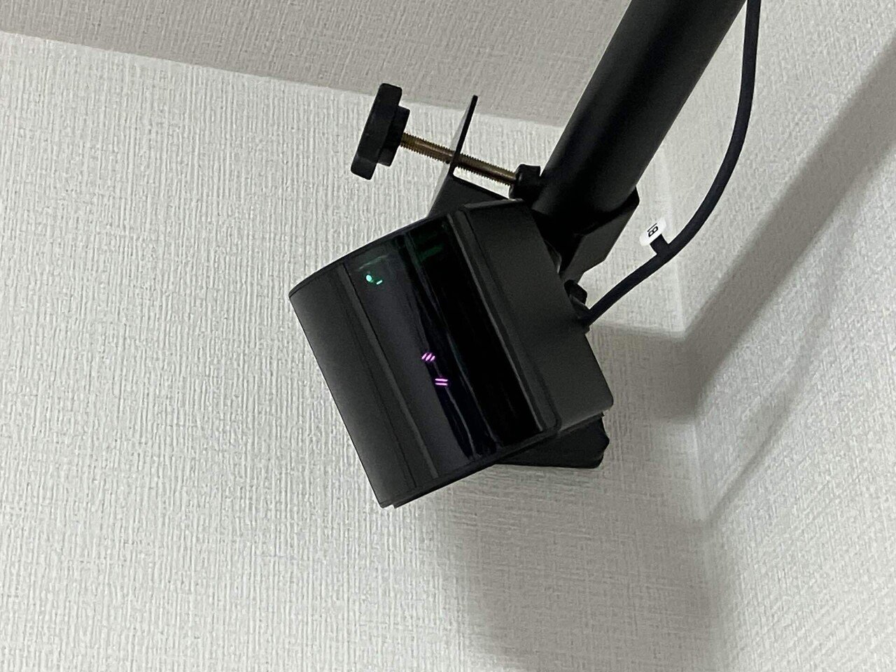 SteamVR Tracking 2.0 (Lighthouse 2.0)：バーチャル世界を正確に