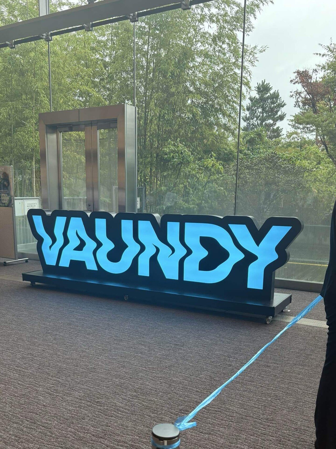 未開封　Vaundy little punk Graffiti ロンT Ｌ 福岡】オールナイト音楽フェス「STONE MARKET Presents MUSIC