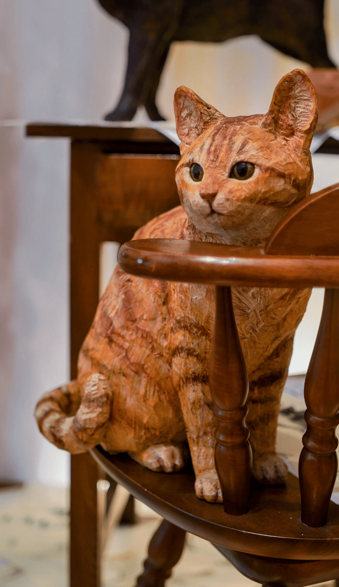 彫刻家はしもとみお作 木彫「猫」Wood carving 