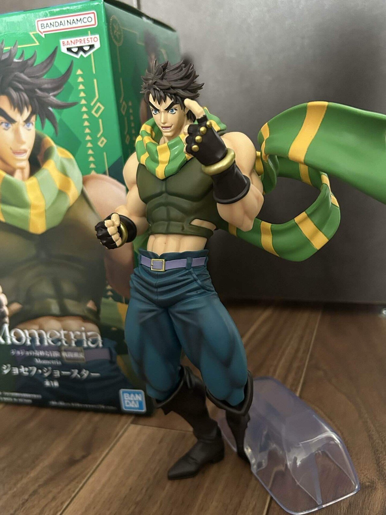 ジョジョの奇妙な冒険　フィギュア　Mometria　ジョセフ・ジョースター Amazon | ジョジョ フィギュア ジョセフ ジョースター & カーズ 戦闘