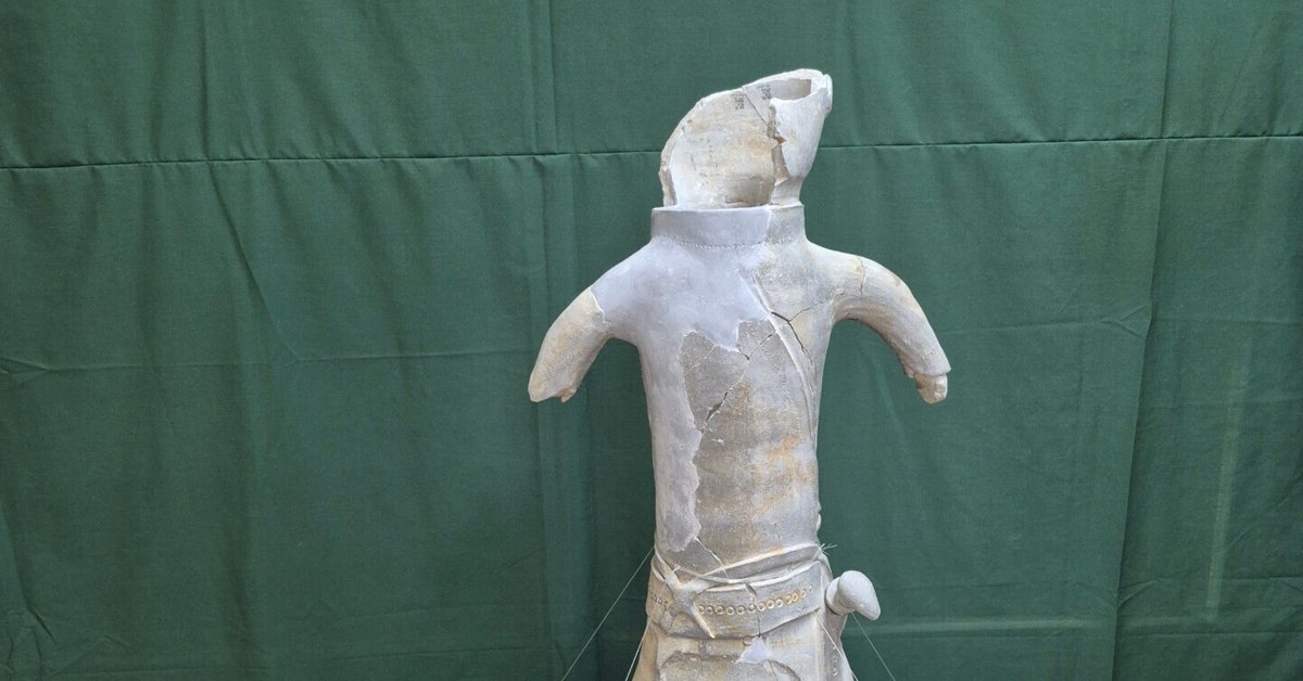 家形埴輪、石の家形埴輪、飾石、埴輪、倉田辰彦作 家形埴輪、石の家形埴輪、飾石、埴輪、倉田辰彦作 - メルカリ