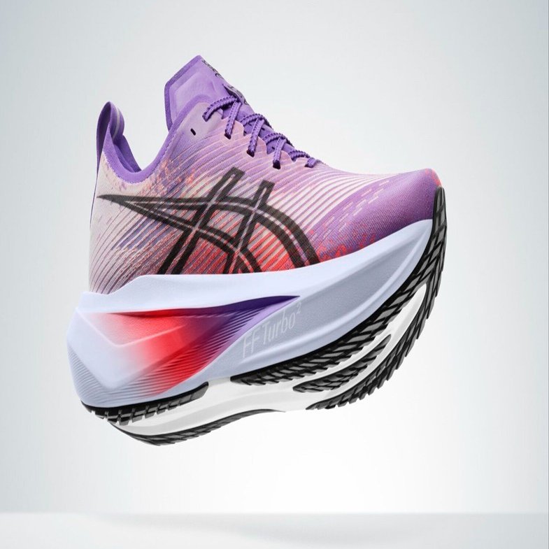 アシックス ソニックブラスト　ランニング　26（ノヴァブラスト　メガブラスト 君たちは一体なんなんや・・・メガブラストとソニックブラストについて