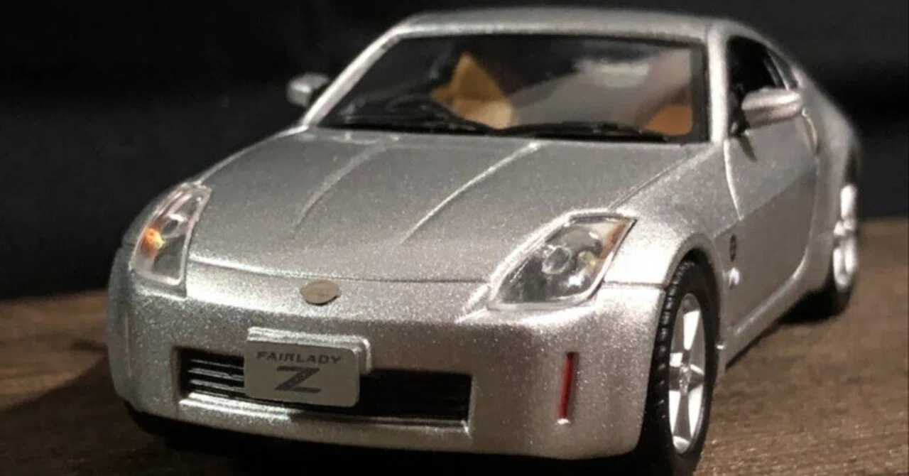 【未開封】日産純正 1/43 フェアレディZ Z33 ミニカー 2台セット 京商 未開封】日産純正 1/43 フェアレディZ Z33 ミニカー 2台セット 京商 未
