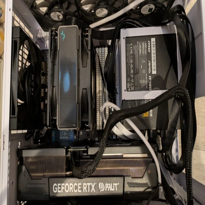 PCを小型化した話【LIANLI A3-mATX-WDレビュー】｜ぱるちゃんparuchan
