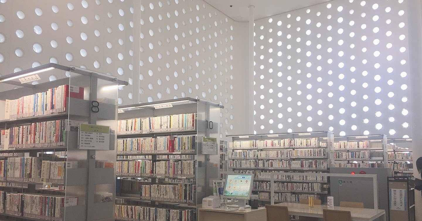 金沢 図書館鑑賞に行った サトイモイモ子 Note