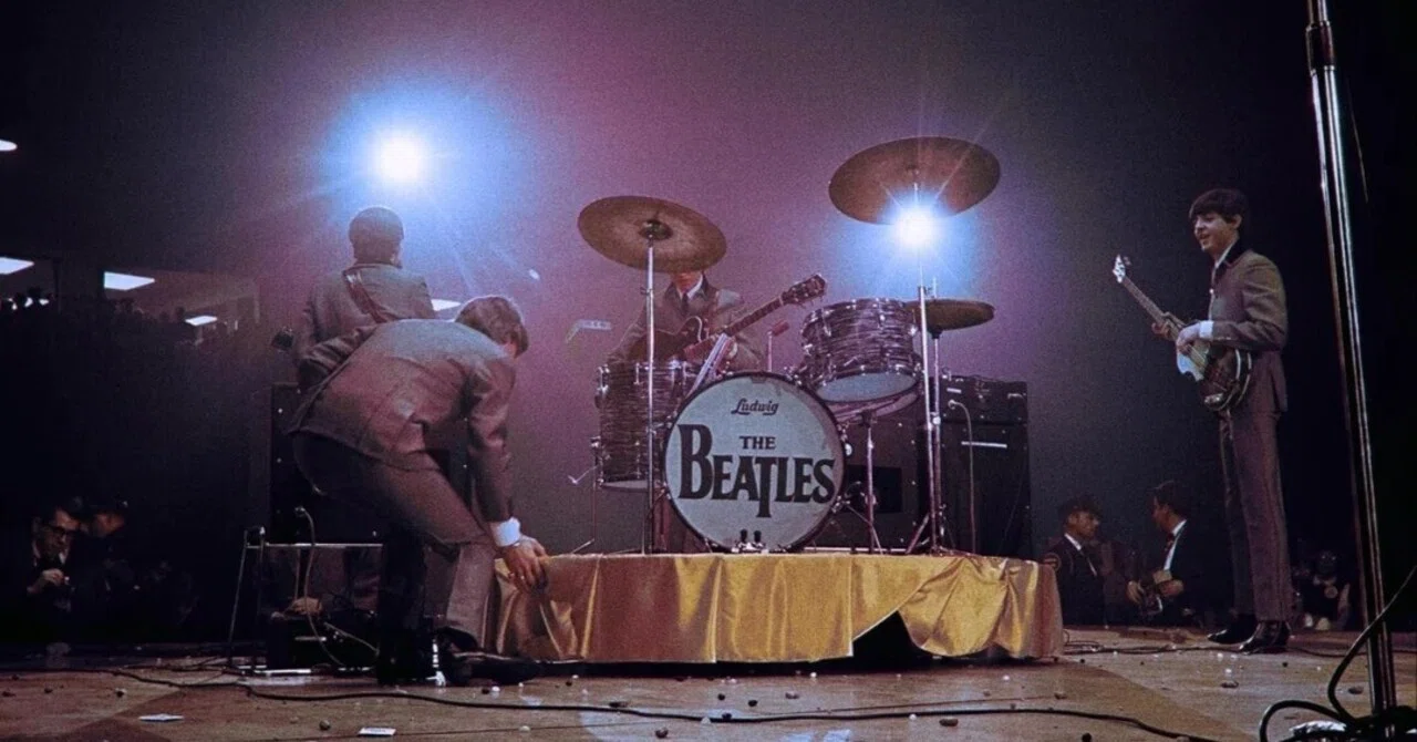 必見！驚異の動画！こんなに鮮明に、1964年のザ・ビートルズの演奏が見