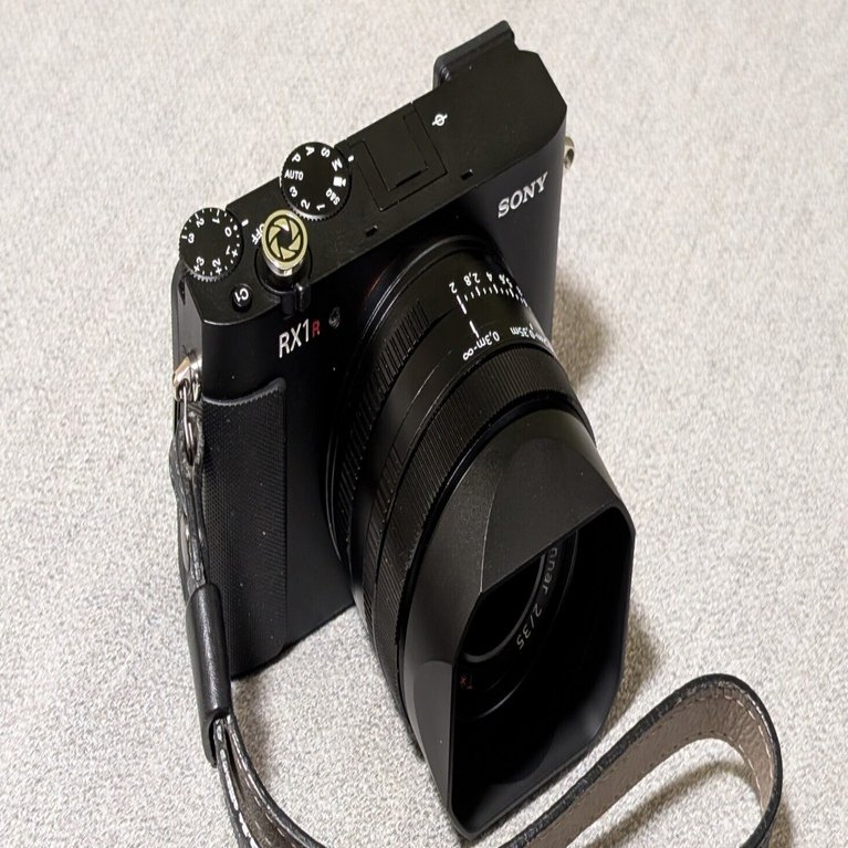 SONY RX1RⅢ用レンズフードあれこれ｜アマクサ