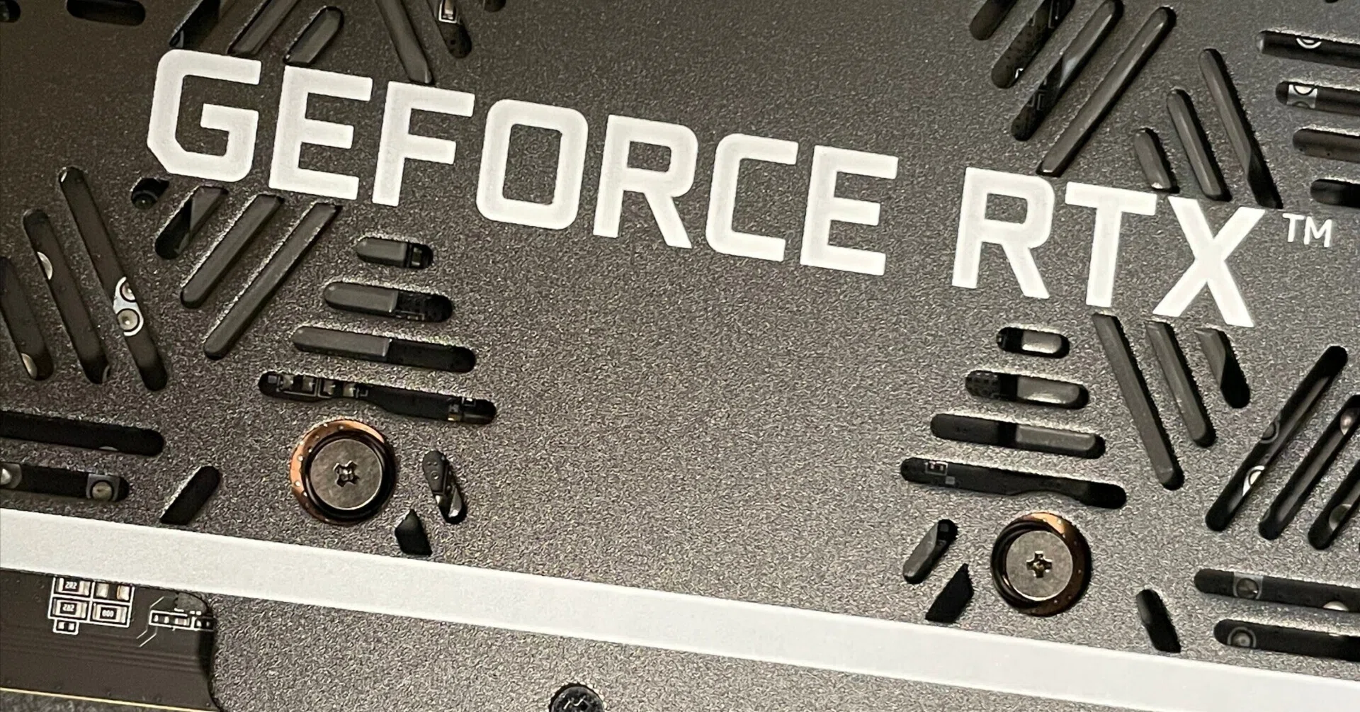 RTX 4080 Super（1）：グラフィックボードを再びIYHする（した）｜N2