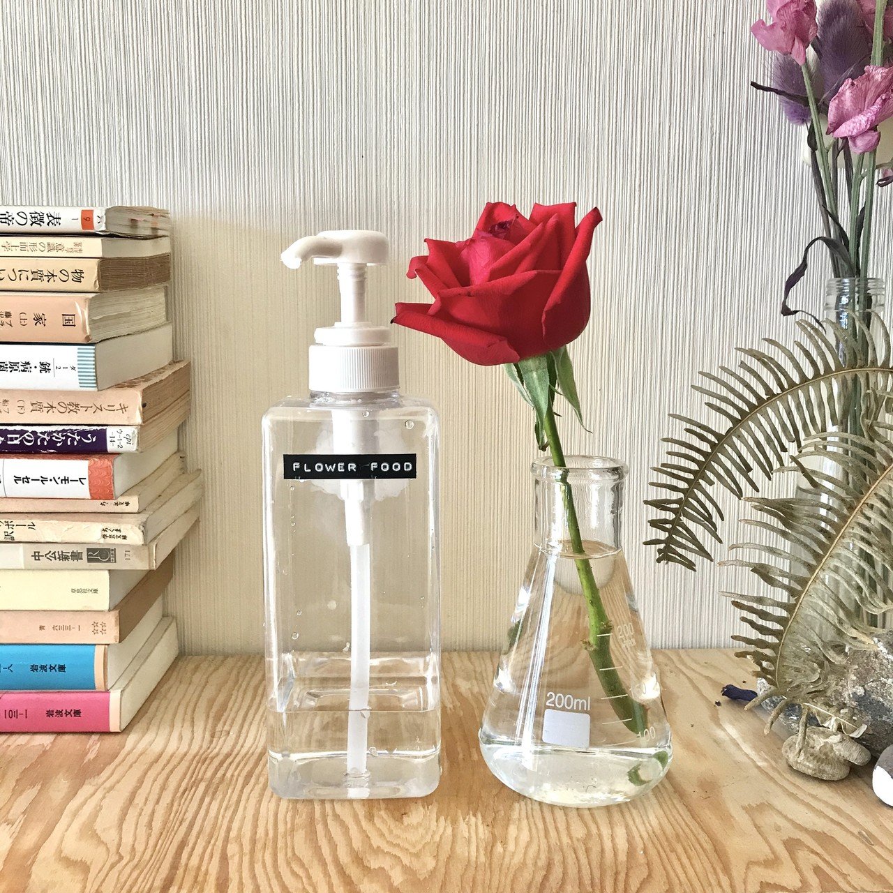 こんなときこそ家に花を飾ろう 本当はかんたんな草花の買い方 基本のお手入れ Juneray Note こんなときこそ家に花を飾ろう 本当はかんたんな草花の買い方 基本のお手入れ Juneray Note