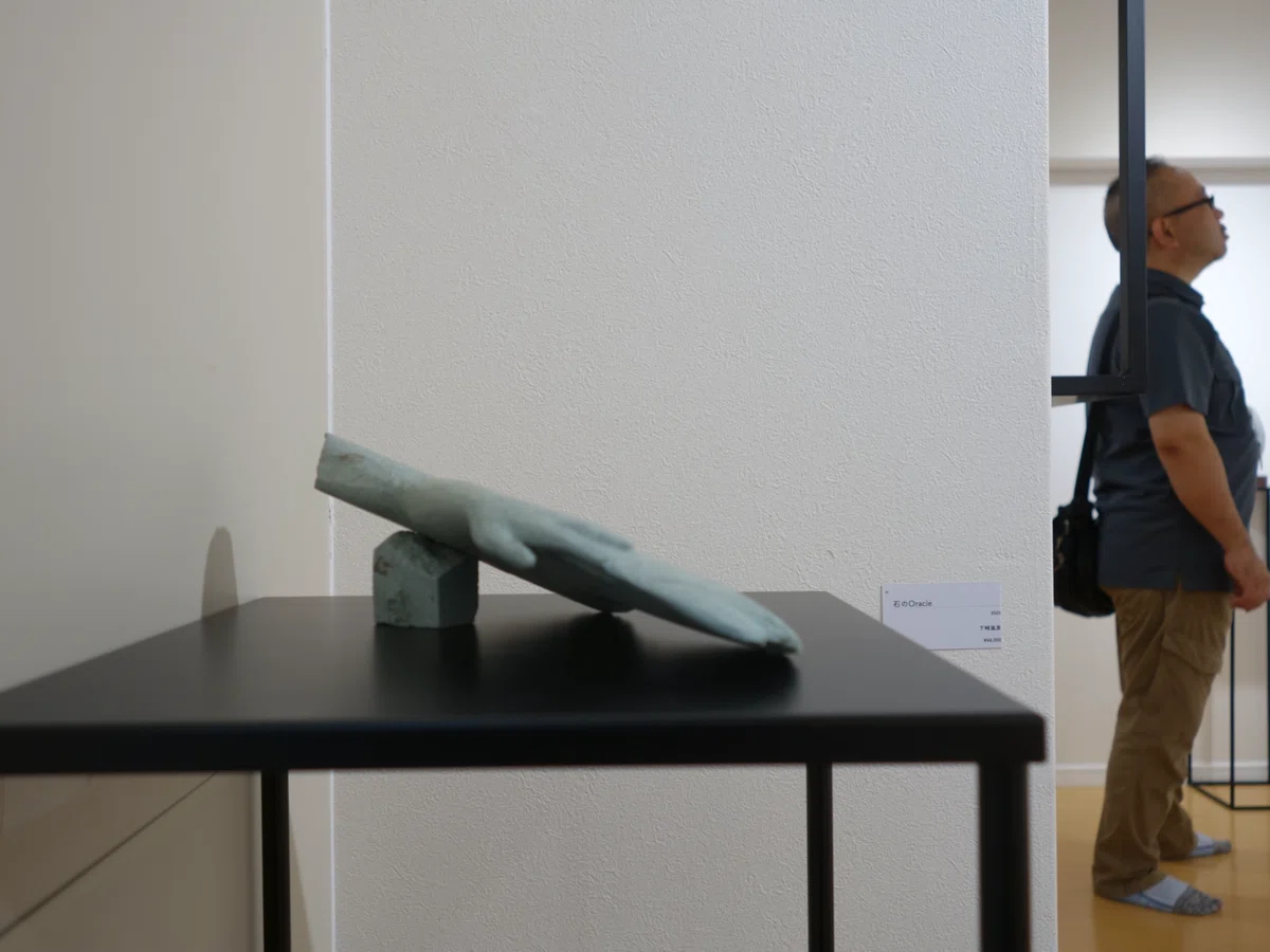 夕方画廊分室ニホ 下﨑滋彦彫刻展「透明な音」｜インロー