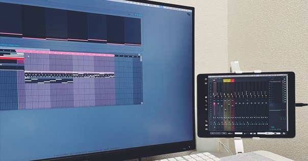 Apple Studio Displayを2台のMacで運用する構成｜usagimaru