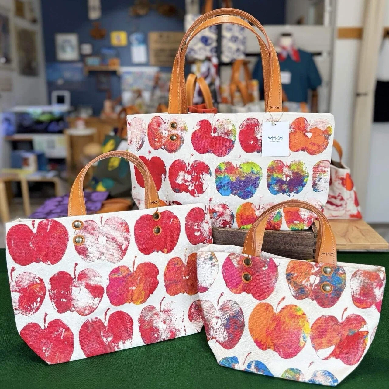熊本・上天草発！《Miko BAG》 ―キャンバスに広がるカラフルな世界 ―｜志庵