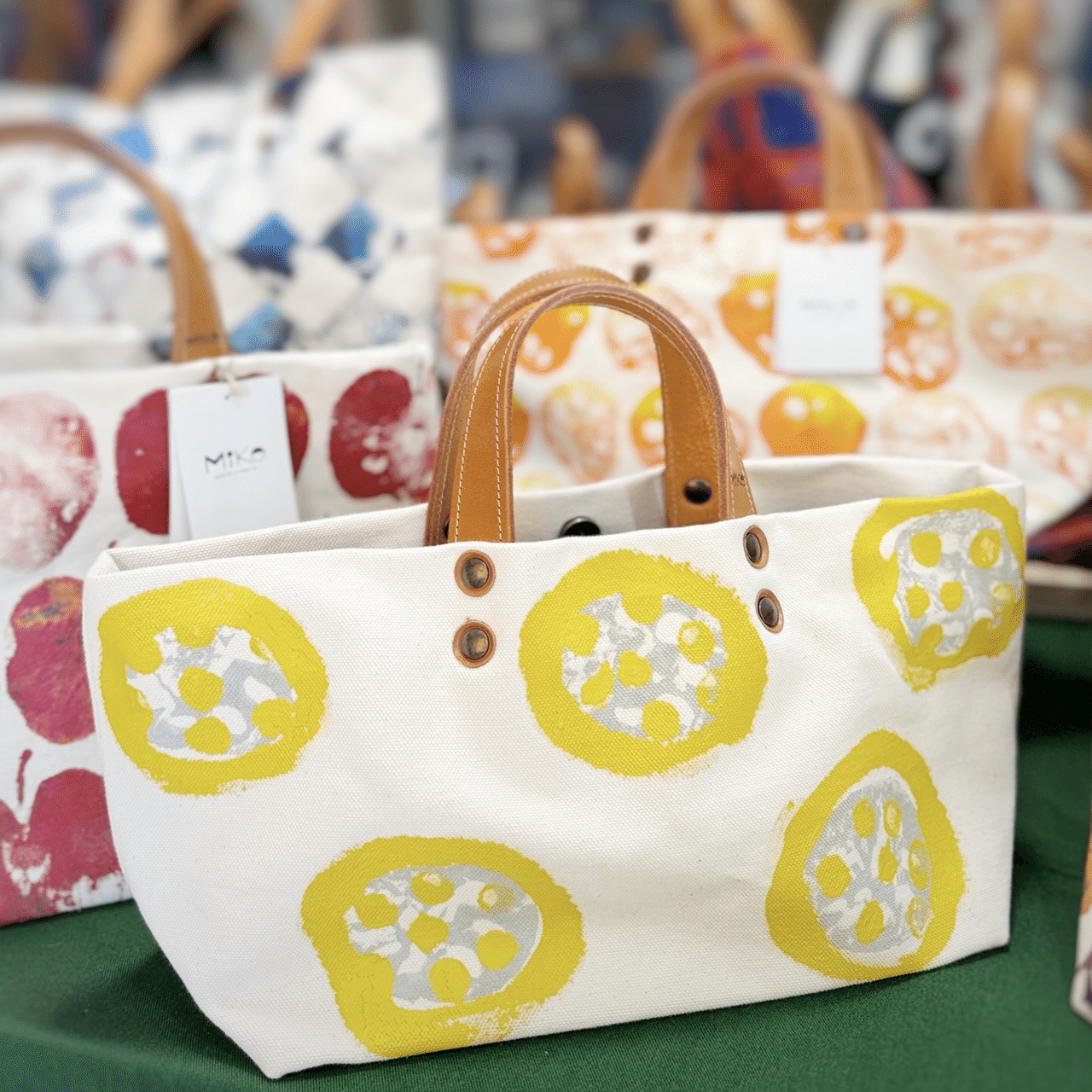 熊本・上天草発！《Miko BAG》 ―キャンバスに広がるカラフルな世界 ―｜志庵