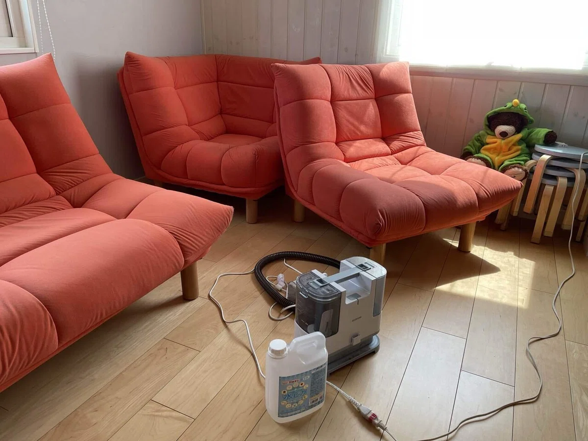 [Cleaning Rental Spaces] Explaining How to Clean Sofas｜TYフェアリン
