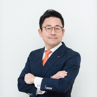 二代目社長の伴走者 井上 剛典