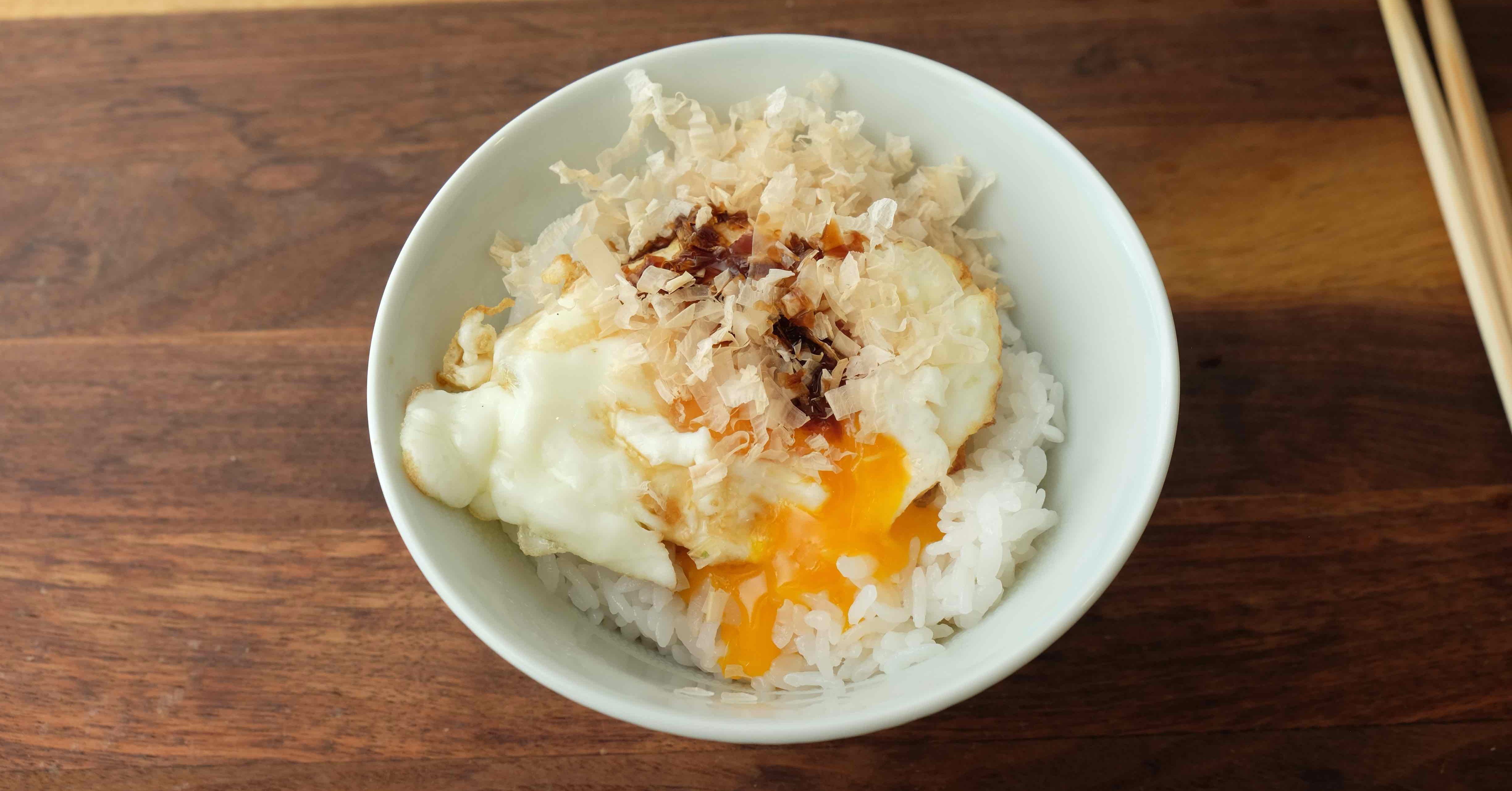 揚げ卵丼の作り方 樋口直哉 Travelingfoodlab Note