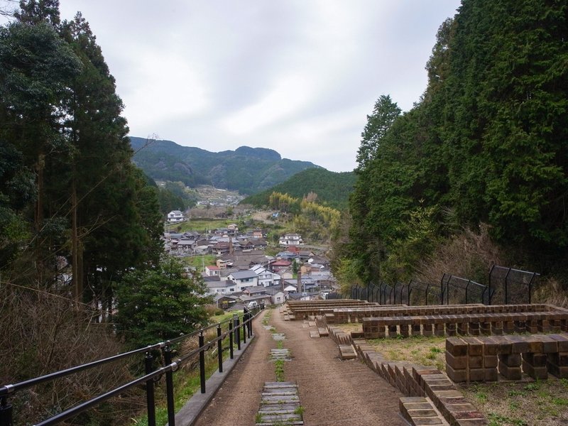 かまど 棚田 うつわ 自然と暮らしが折り重なる波佐見町 くりたまき Note