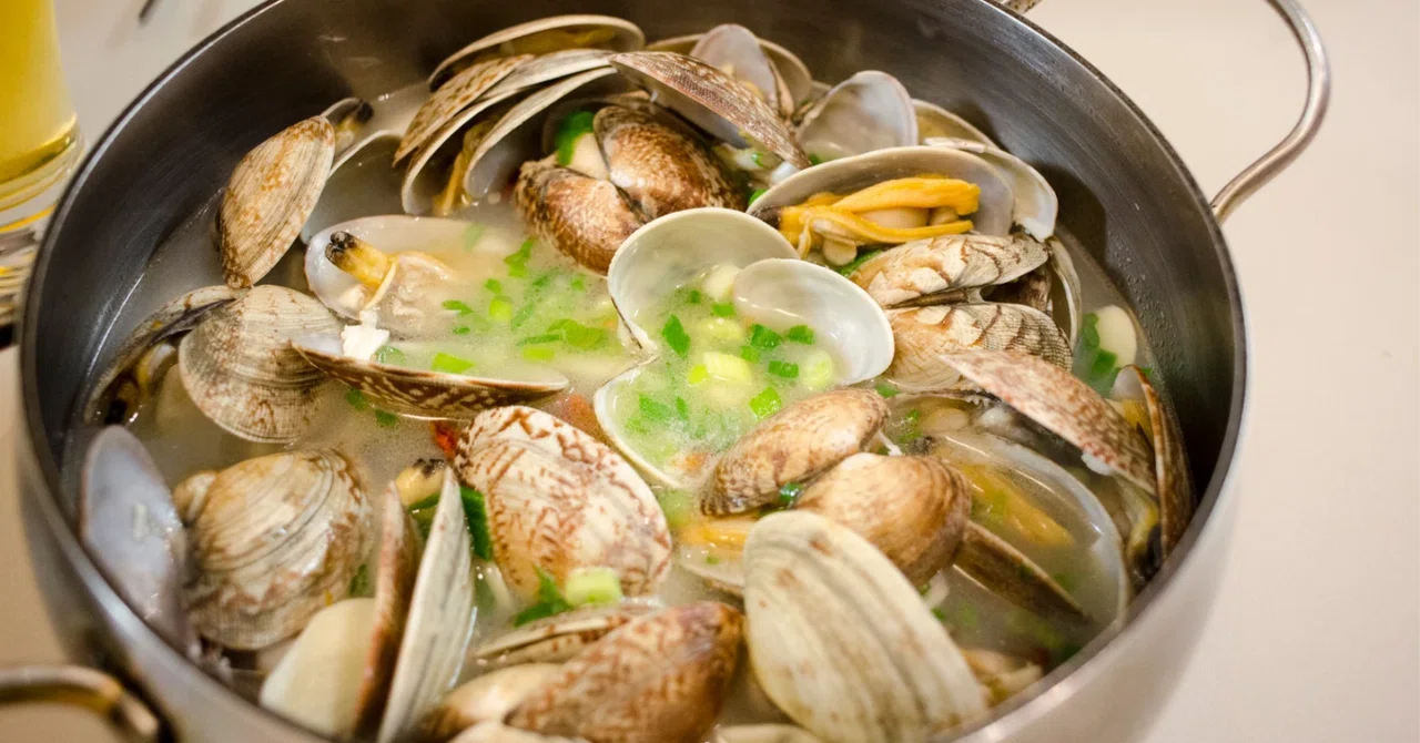 Boil in clam soup! Simple, umami-packed pasta｜親子食育｜管理栄養士 村中一帆