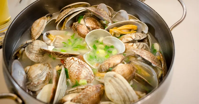 Boil in clam soup! Simple, umami-packed pasta｜親子食育｜管理栄養士 村中一帆
