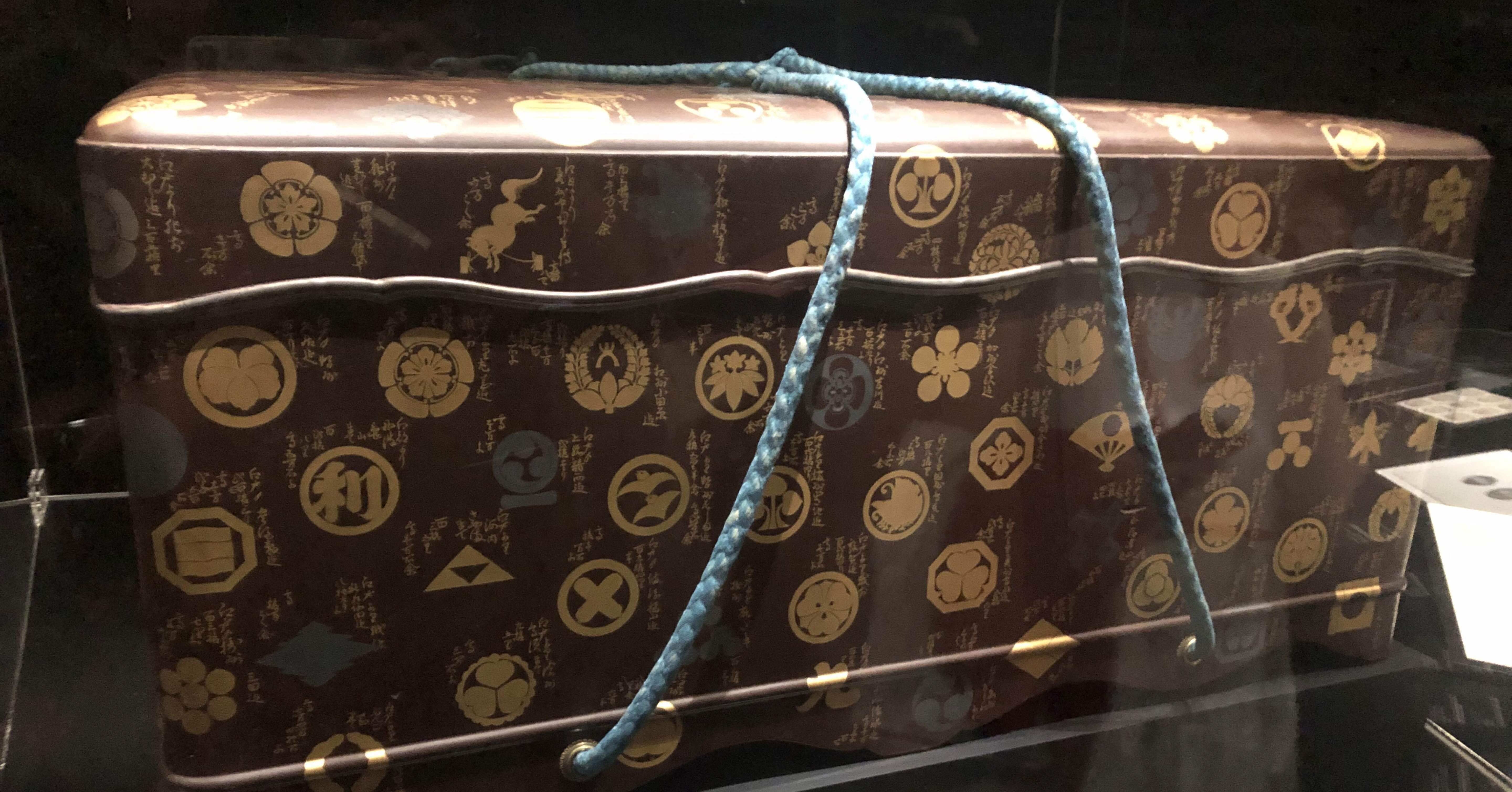 ヴィトンのモノグラムは正倉院の琵琶ではなく徳川家のトランクだった件