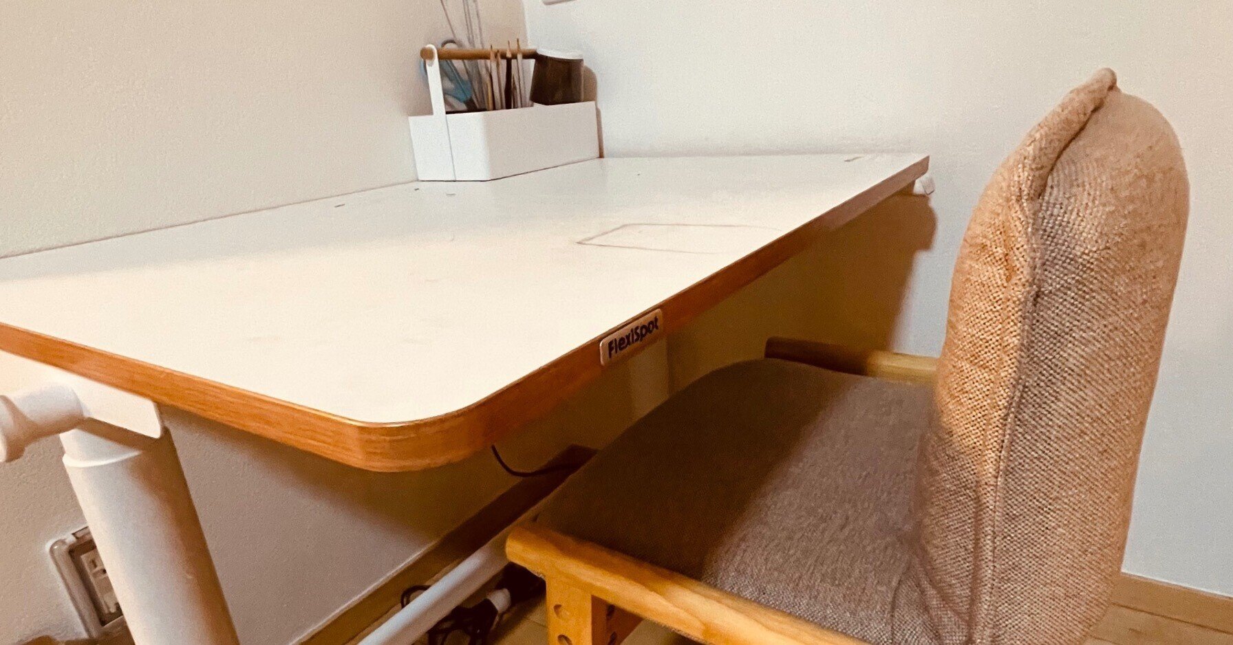 こども用電動昇降式デスクを買ってみました～flexispot・SD1を買って一