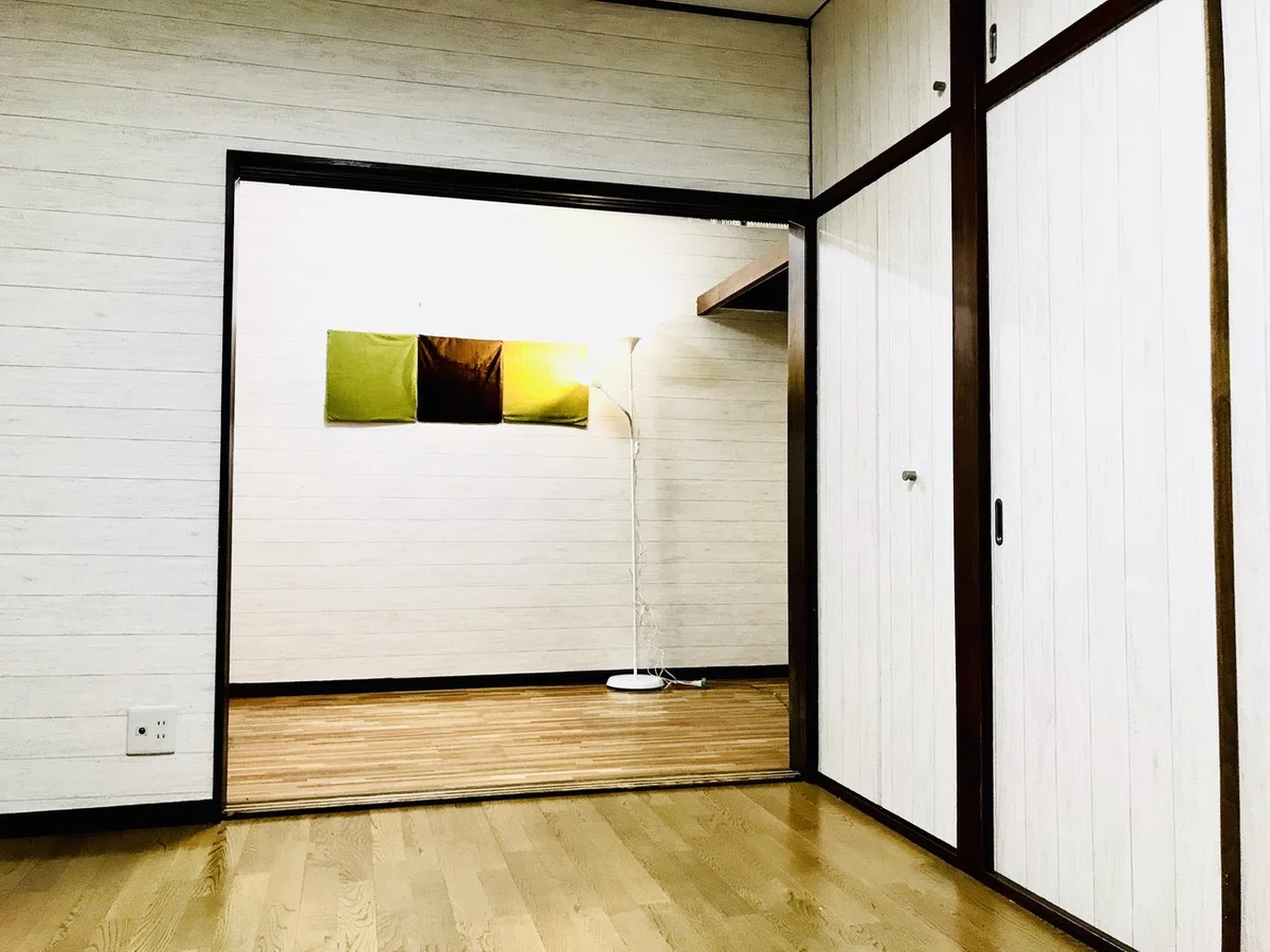 [My First DIY Renovation (29)] Making Modern Wall Decor for 300 Yen at ...