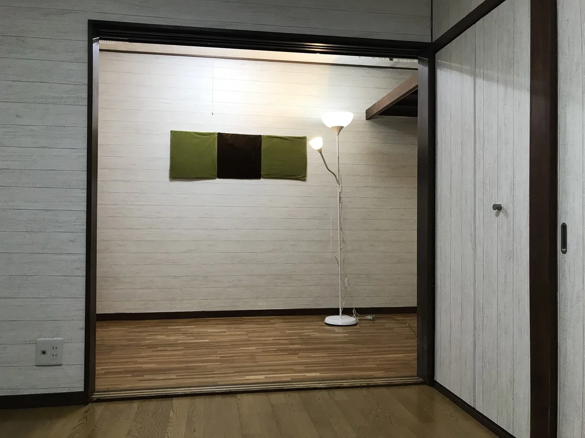 [My First DIY Renovation (29)] Making Modern Wall Decor for 300 Yen at ...