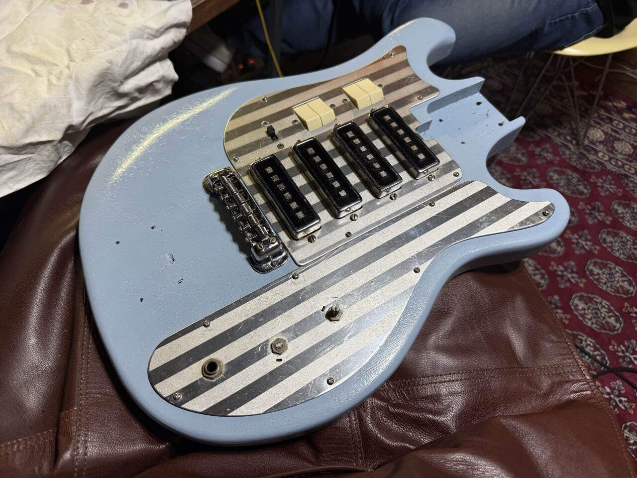 Teisco WG-4L 1965｜backyardguitars_b.j