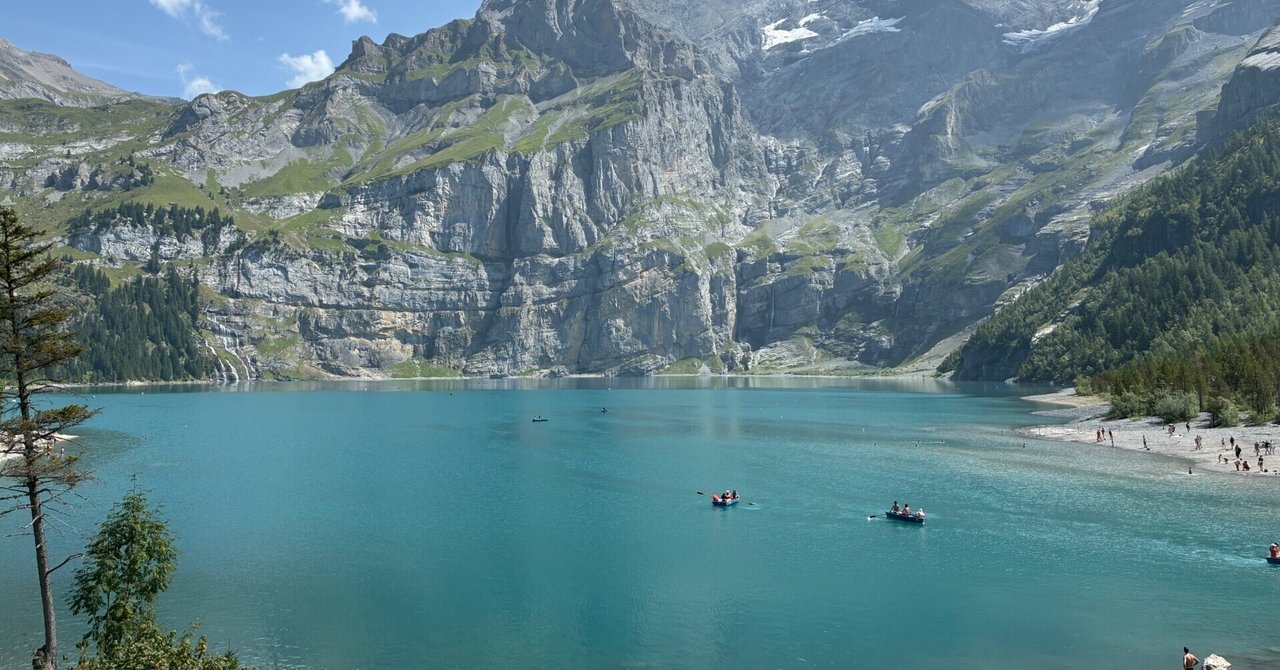 スイスの絶景鉄道旅🇨🇭①Kanderstegのエッシネン湖｜にゃほにゃ